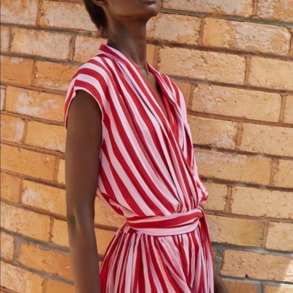 ISO State of Georgia The Point Dress in Whippy Pink - Picture 4 of 13
